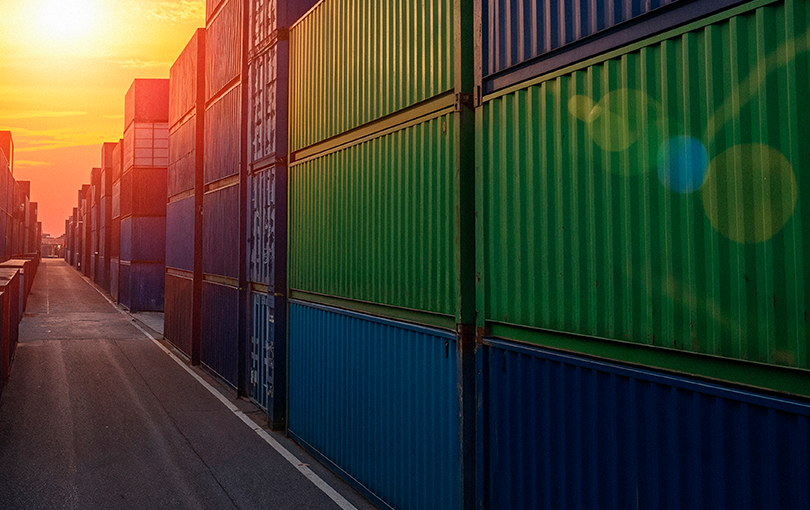 desvende os principais mitos e verdades sobre container compartilhado